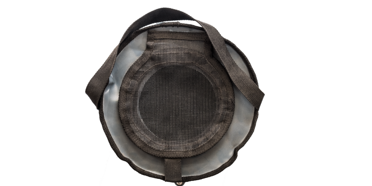 Live Bait Bucket Collapsible